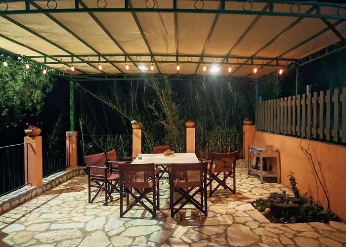 Eleni\'S Traditional House In Agrafi