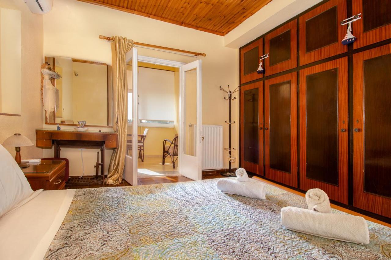 Eleni's Traditional House In Agrafi Apartment *