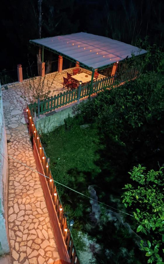 Eleni's Traditional House In Agrafi Apartment Agrafoi